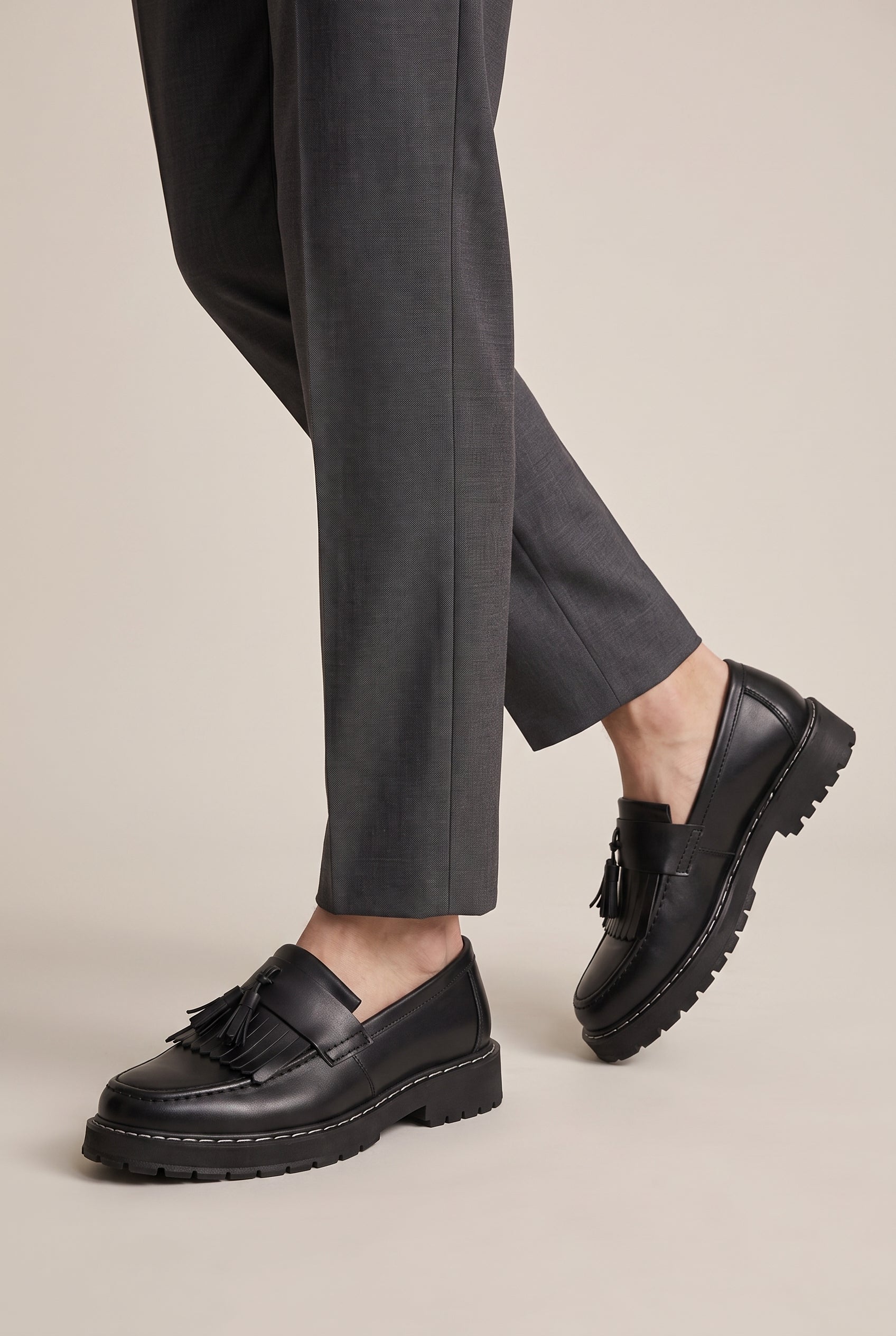 Repere | Men's Leather Tassel Loafers Slip-On Wedge Round-Toe British Casual Shoes