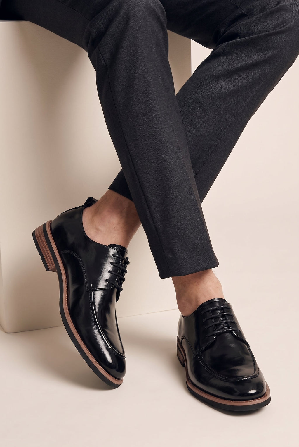 Bastion | Men's Leather Lace-Up Shoes Fur Lined Round Toe Warm Dress Shoes