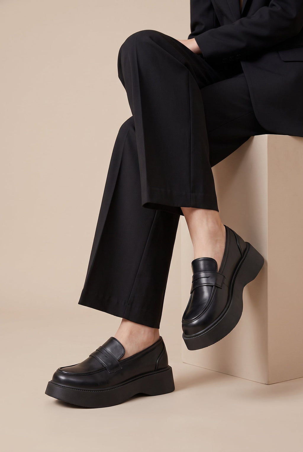 Ondine | Women's Platform Loafers Slip-On Round Toe Chunky Heel Korean Shoes