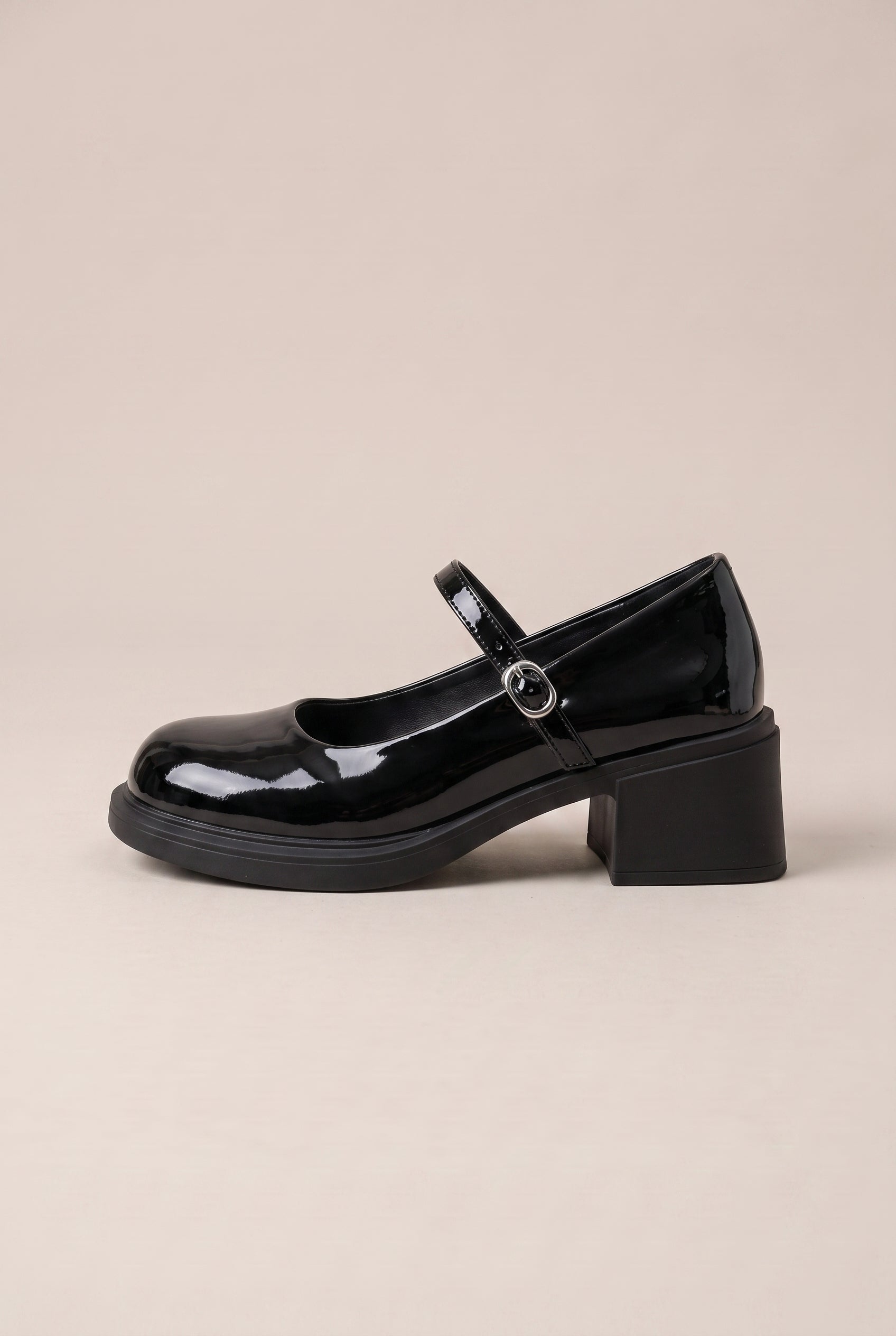 Ondine | Retro Mary Jane Shoes Wine Glass Heel Slip-On Glossy British Flats