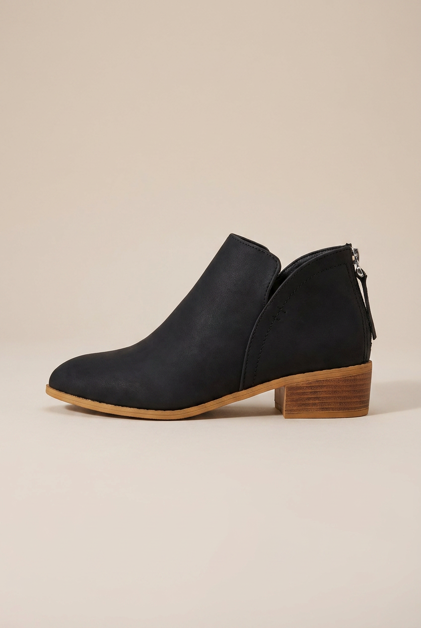 Reine | Women's Block Heel Ankle Boots Pointed-Toe V-Cut Chunky Heel Boots