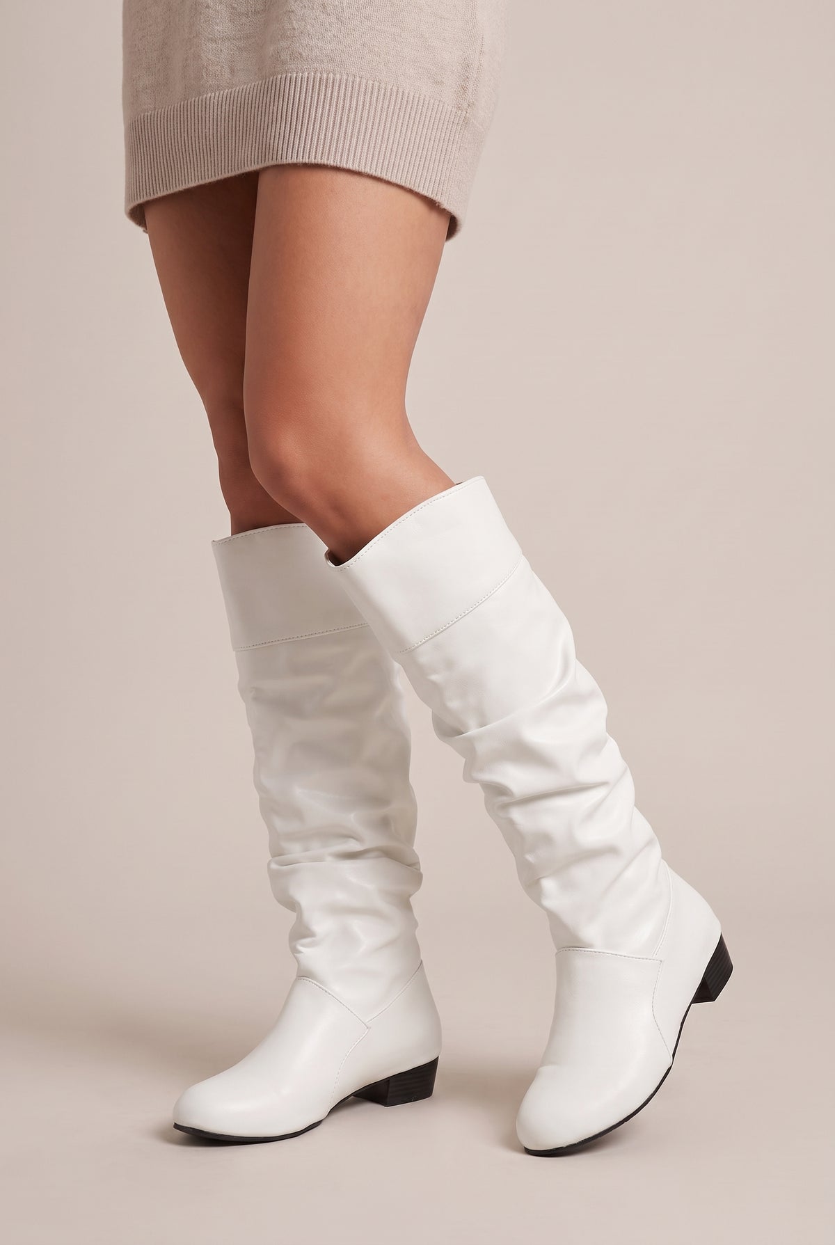 Constance | Women's Knee-High Flat Winter Boots Plush-Lined Round-Toe