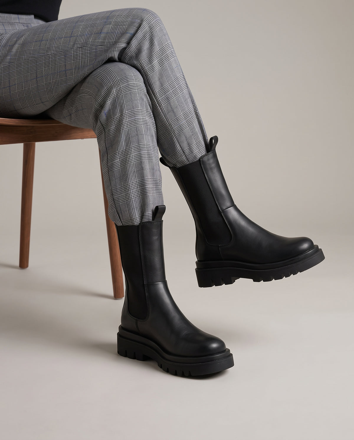 Reine | Women's Faux Leather Platform Combat Boots Pull-On Boots