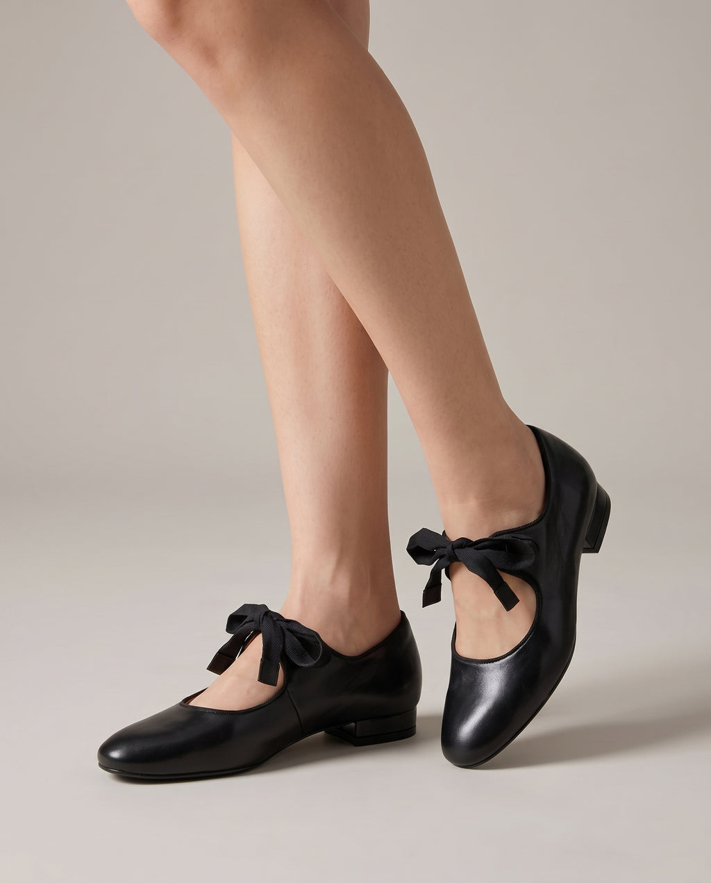 Constance | Women's Leather Ankle Boots Chunky-Heel Round-Toe Booties