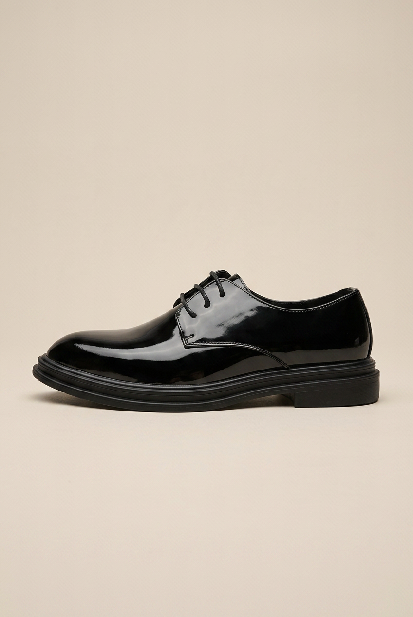 Ombre | Pointed Toe Leather Shoes Sleek Black Formal Slip-On Lightweight